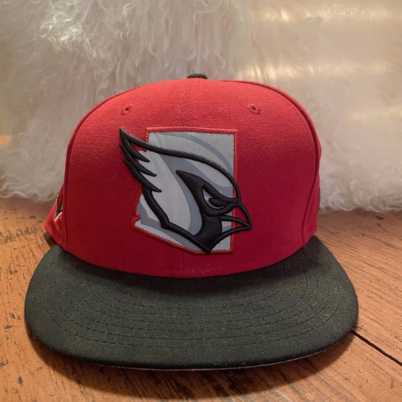 .Authentic. ARIZONA CARDINALS Flat Bill Hat - Picture 1 of 6